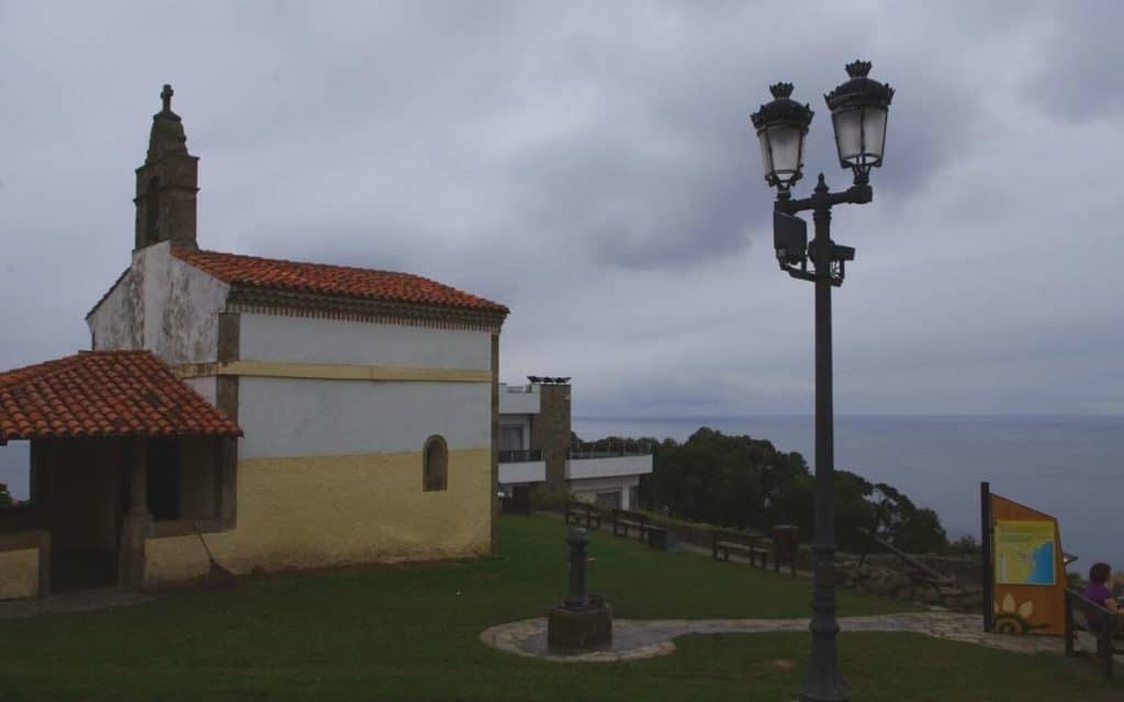 Capilla de San Roque en Lastres