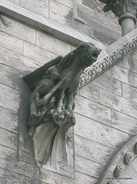 Gárgola de la Catedral de Finbarre en Cork, Irlanda