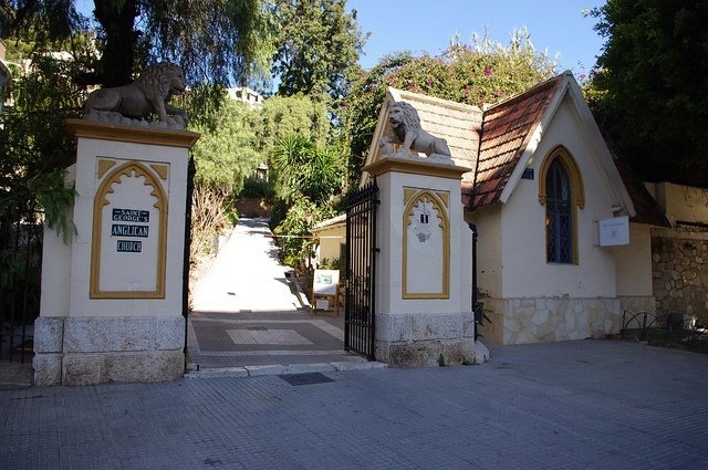 Entrada al Cementerio Inglés de Málaga