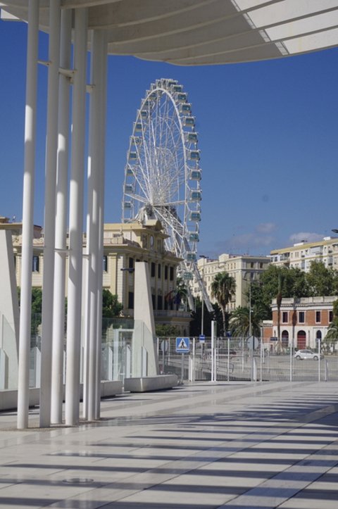 Subir a la Noria de Málaga, ideal en San Valentín
